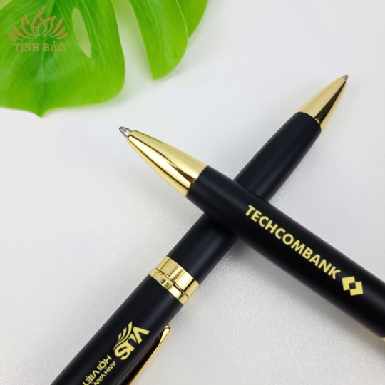 Bút Ký Kim Loại Làm Quà Tặng Khắc Tên Nhân Viên TB07